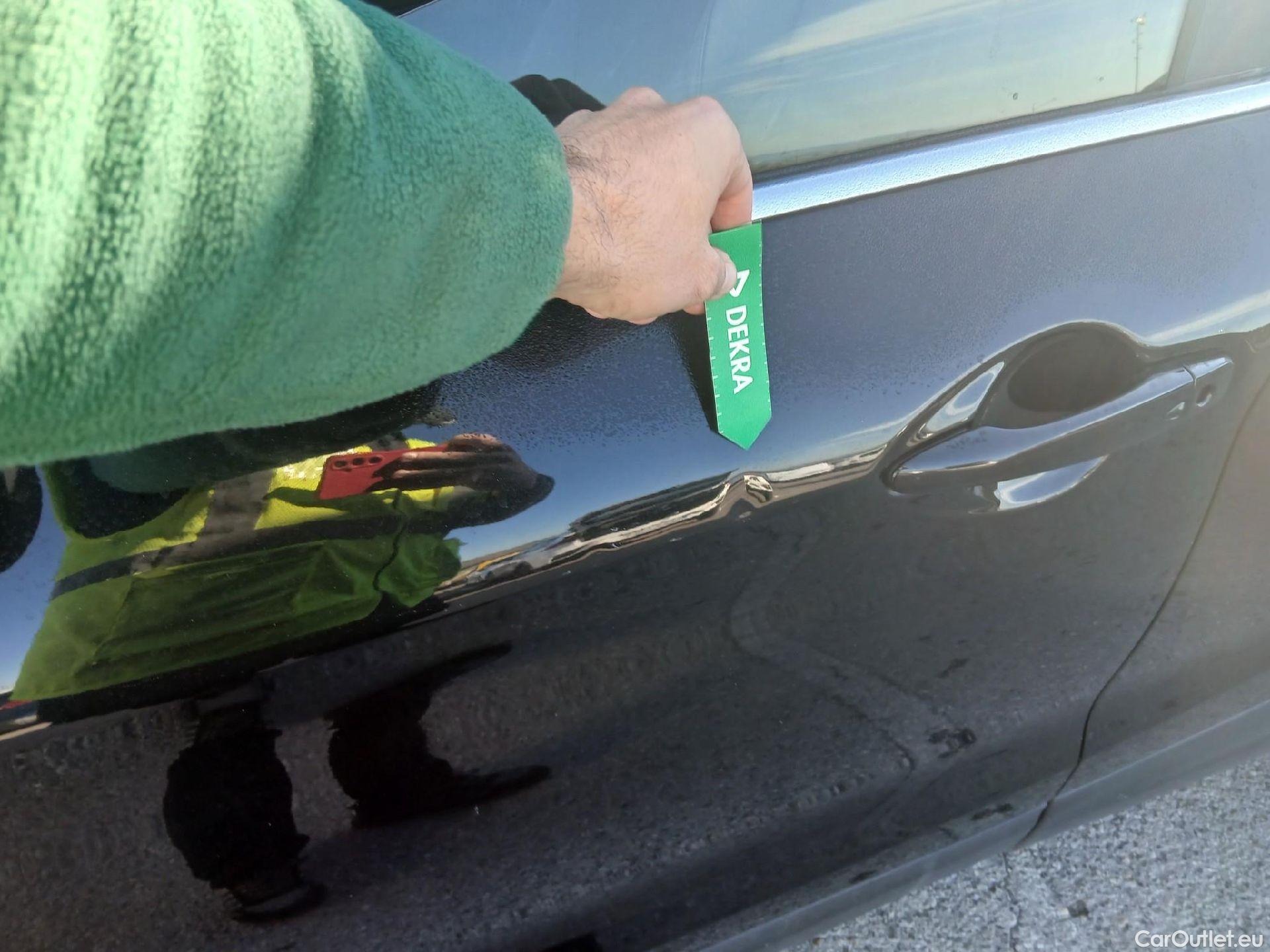  Nissan  Qashqai NISSAN  / 2017 / 5P / todoterreno dCi 85 kW (115 CV) E6D TEKNA+ #19