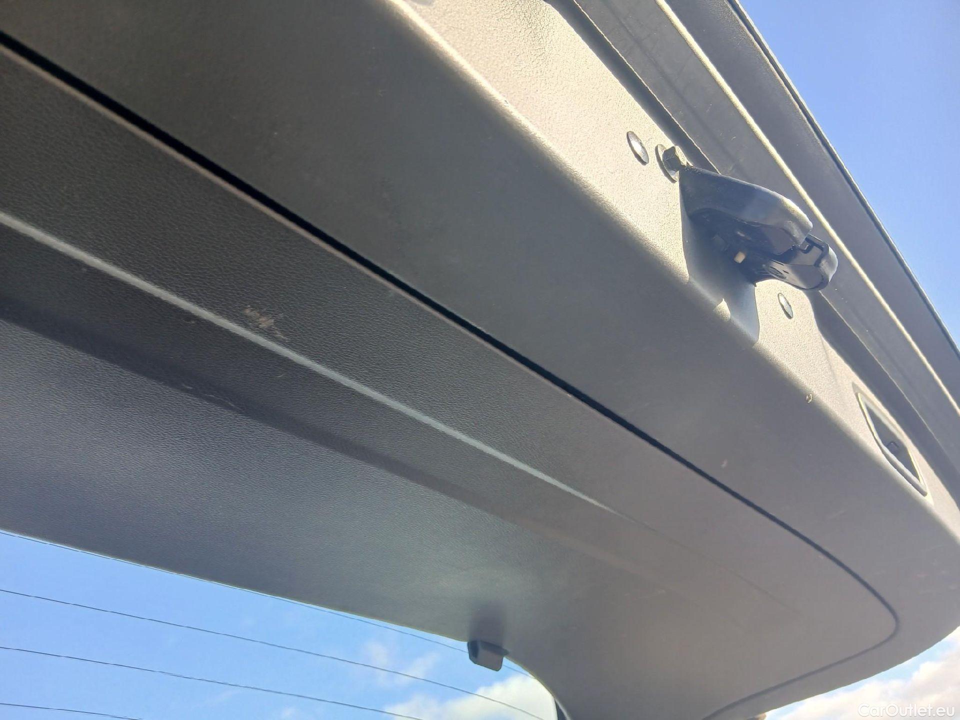  Nissan  Qashqai NISSAN  / 2021 / 5P / todoterreno DIG-T 116kW (158CV) mHEV Xtronic Acenta (AC) #5