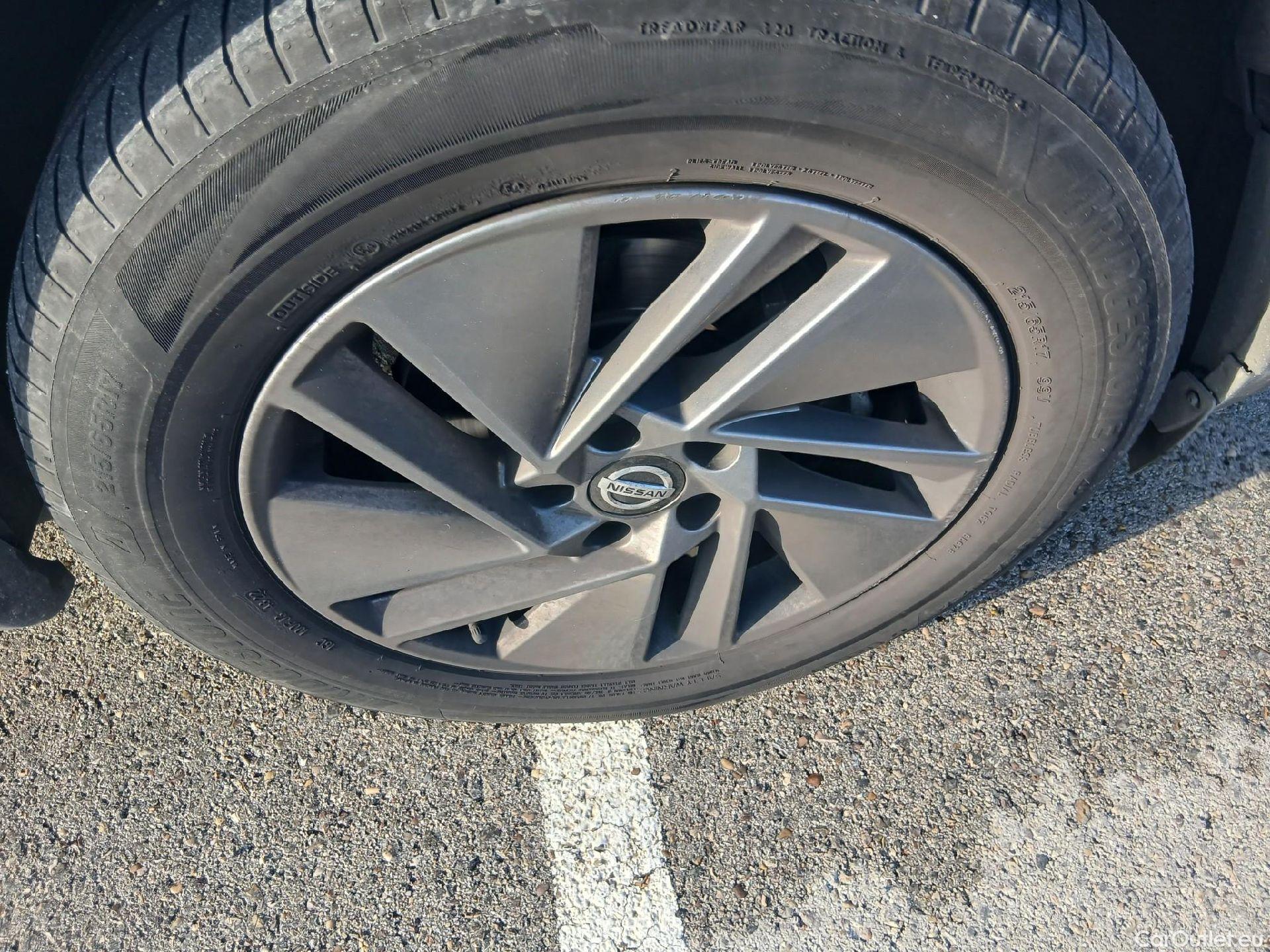  Nissan  Qashqai NISSAN  / 2021 / 5P / todoterreno DIG-T 116kW (158CV) mHEV Xtronic Acenta (AC) #48