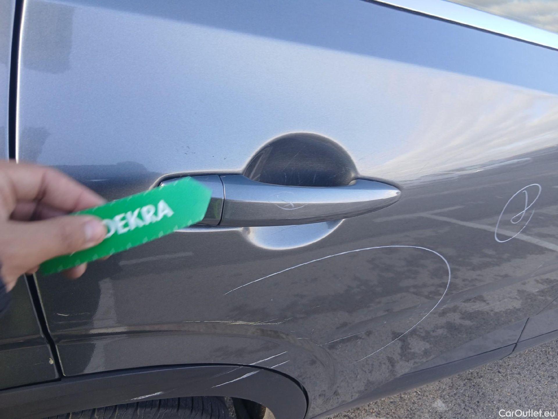  Nissan  Qashqai NISSAN  / 2021 / 5P / todoterreno DIG-T 116kW (158CV) mHEV Xtronic Acenta (AC) #31