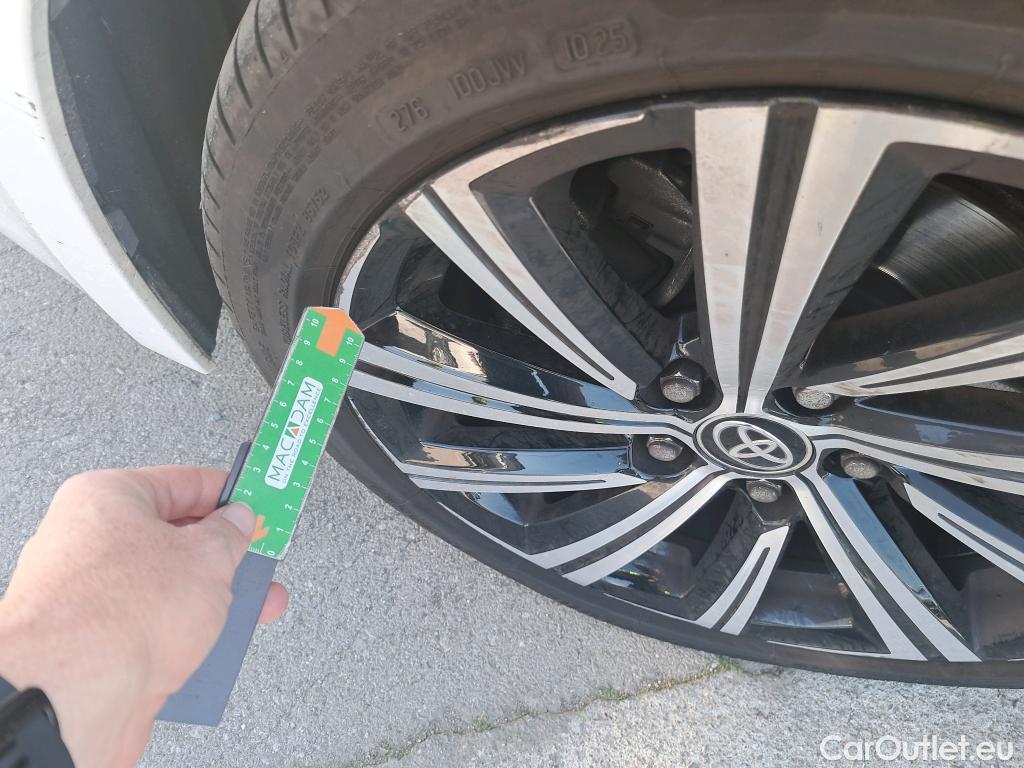  Toyota  Corolla TOYOTA  / 2020 / 5P / berlina con portón 2.0 180H STYLE E-CVT #11