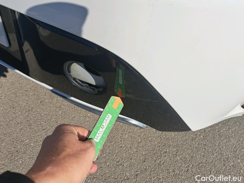  Toyota  Corolla TOYOTA  / 2020 / 5P / berlina con portón 2.0 180H STYLE E-CVT #37