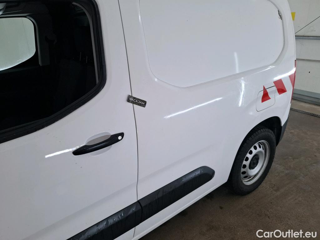  Citroen  Berlingo  Fourgon Worker M 1000 1.2 PureTech 130CV BVA8 E6d #9