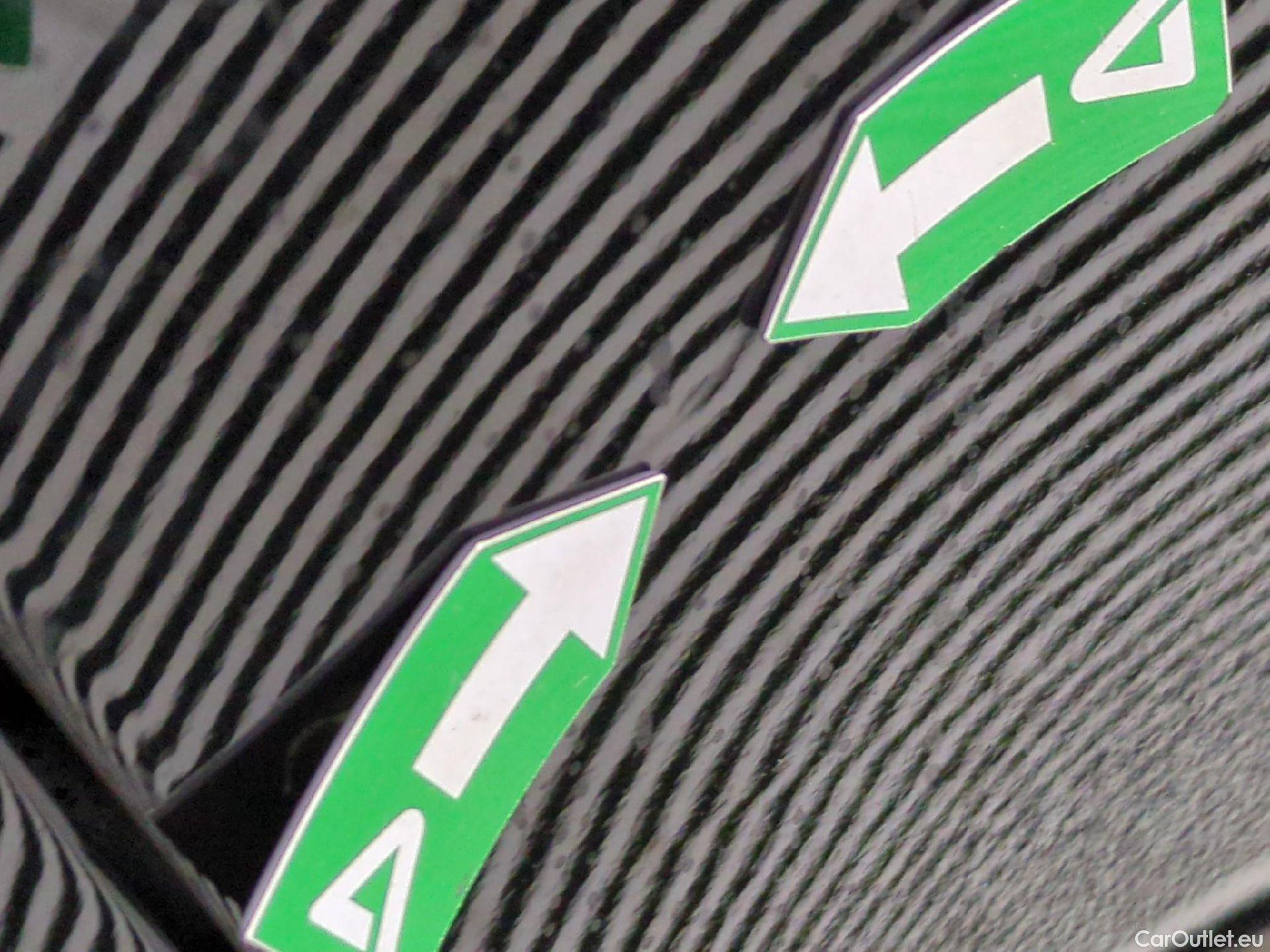  Citroen  C4  X Feel Pack 1.2 PureTech 130CV BVA8 6E #24