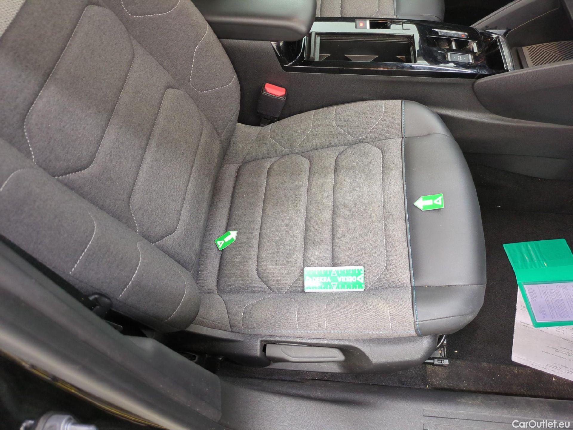  Citroen  C4  X Feel Pack 1.2 PureTech 130CV BVA8 6E #8