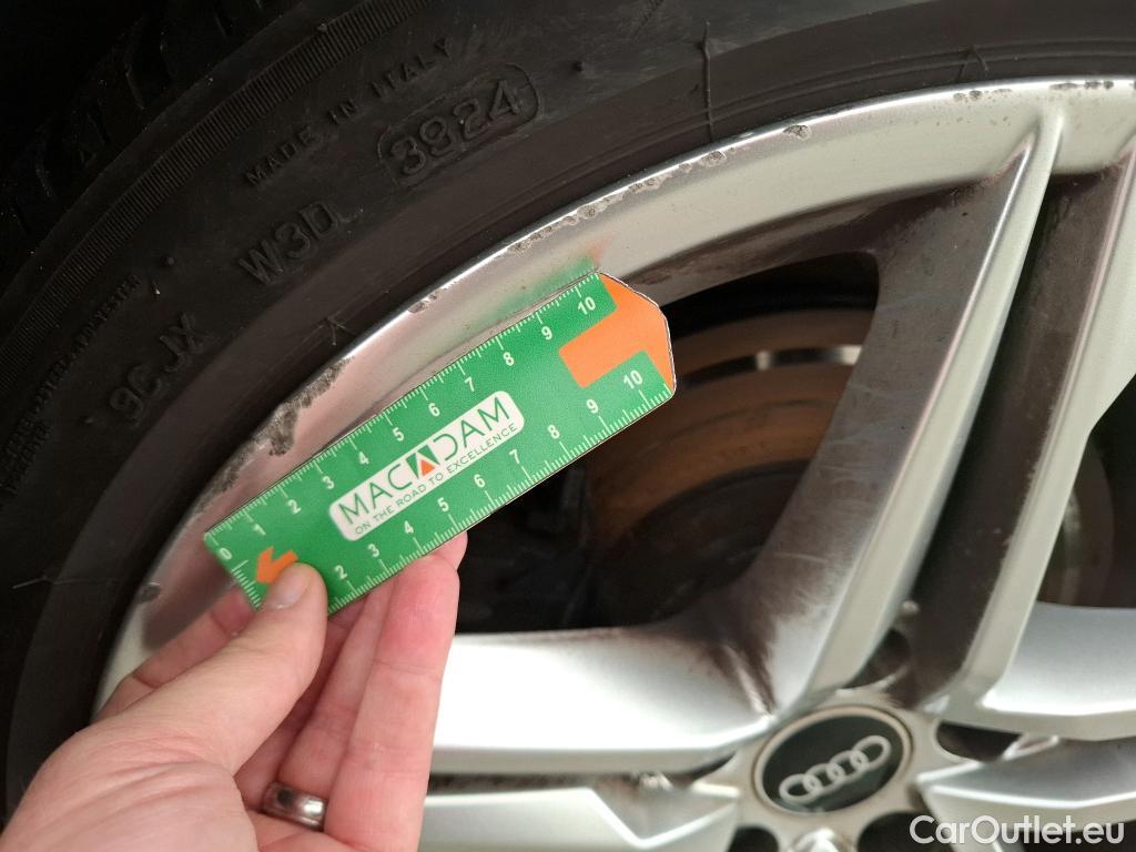  Audi  A5 Sportback AUDI  / 2019 / 5P / Berline 35 TFSI 150 S TRONIC 7 BUSI LINE SB #26