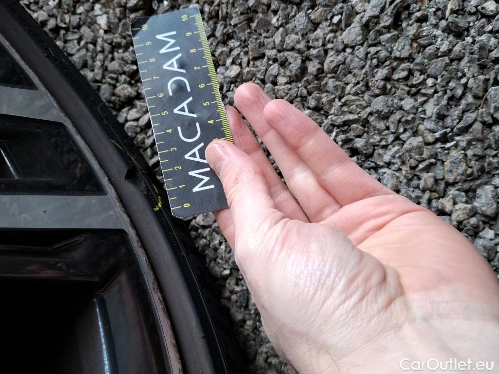  Bmw  Serie 1 1 Berline 116 d Business Design 1.5 115CV BVA7 E6d #10