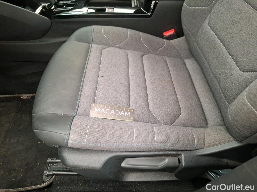  Citroen  C4  X Feel Pack 1.2 PureTech 130CV BVA8 6E #4