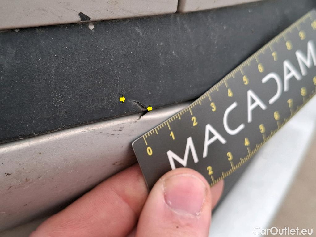  DS  DS7 DS DS 7 Crossback / 2017 / 5P / SUV E-TENSE 225 PERFORMANCE Line #8