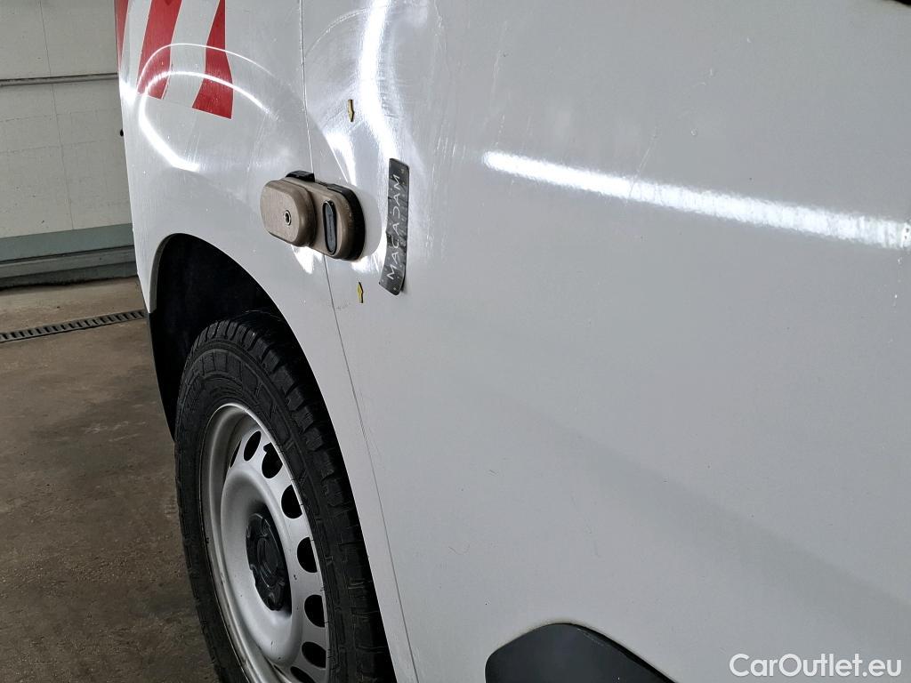  Citroen  Berlingo  Fourgon Worker M 1000 1.2 PureTech 130CV BVA8 E6d #4