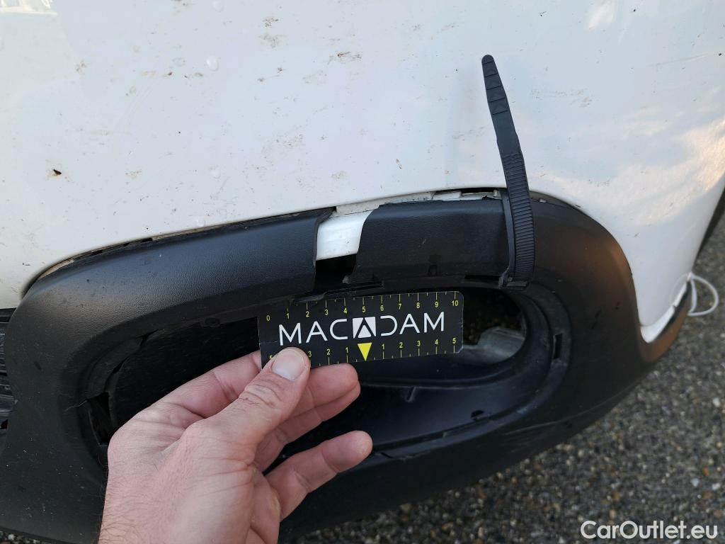  Citroen  C3  Société Feel 1.5 BlueHDI 100CV BVM5 E6dT #10