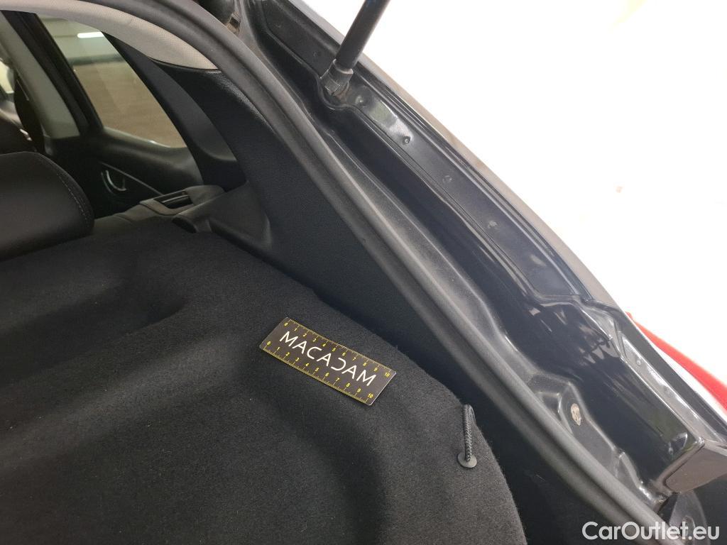  Nissan  Qashqai NISSAN  5p Crossover 1.2 DIG-T 115 Xtronic Tekna #63