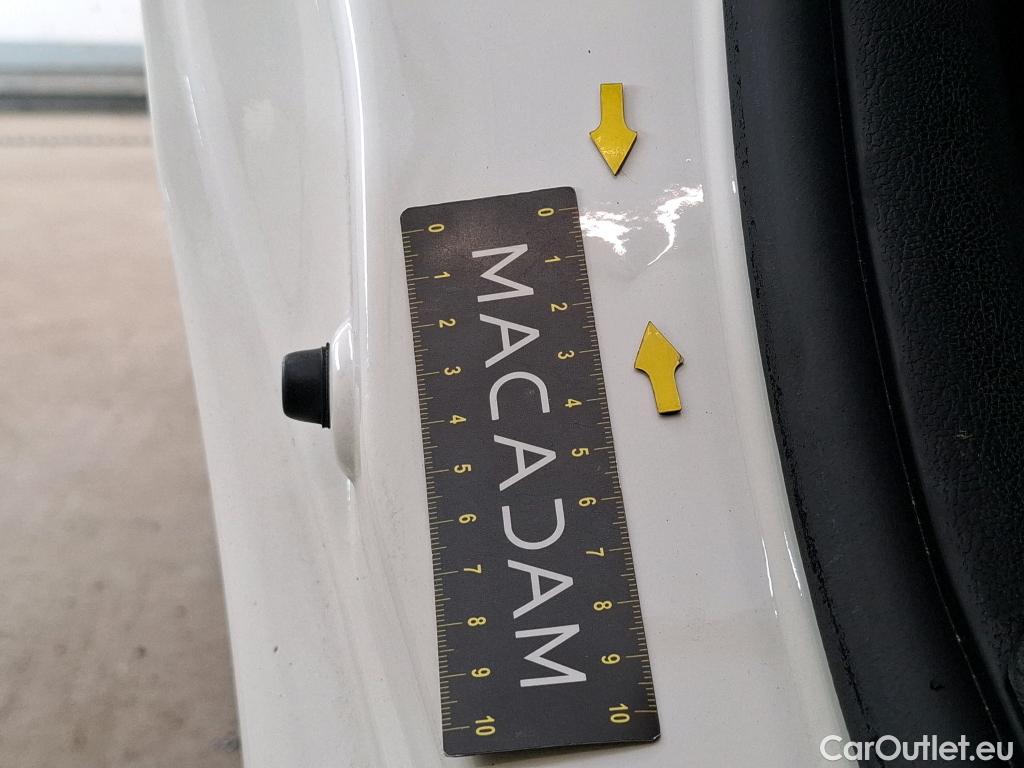  Fiat  500 FIAT C  2015  2P  Cabriolet Hybrid 10 BSG 70 ch Dolcevita #39