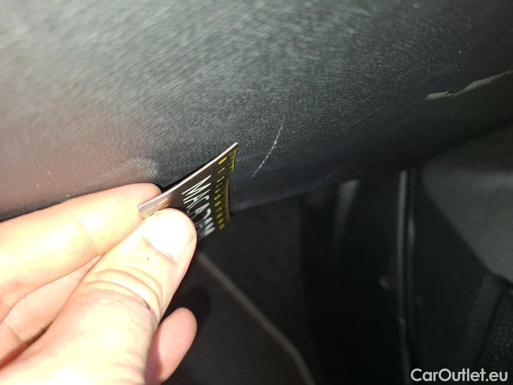  DS  DS7 DS DS 7 Crossback / 2017 / 5P / SUV E-TENSE 225 PERFORMANCE Line #25