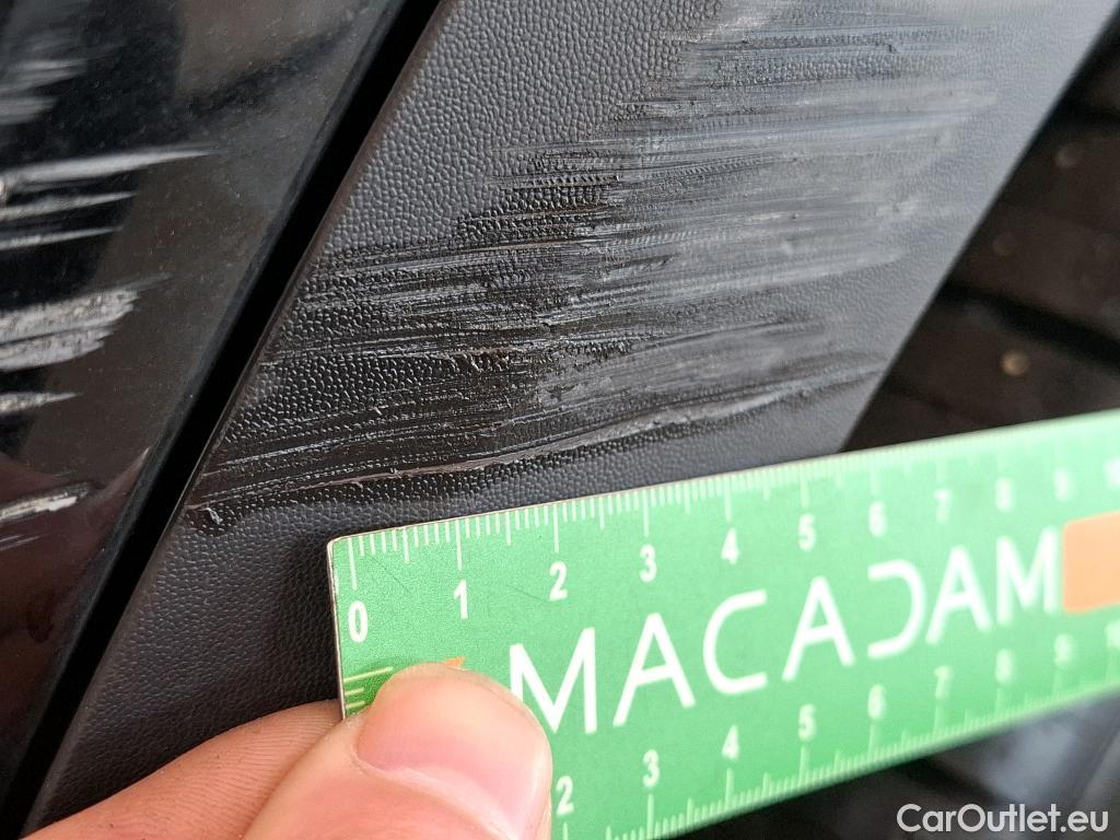  Mercedes  GLB MERCEDES-BENZ  / 2019 / 5P / SUV  200 d AMG Line #86