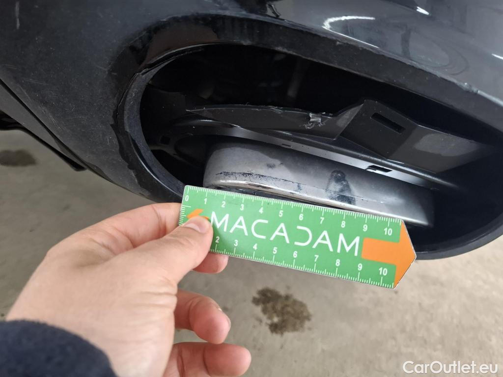  Mercedes  GLB MERCEDES-BENZ  / 2019 / 5P / SUV  200 d AMG Line #120