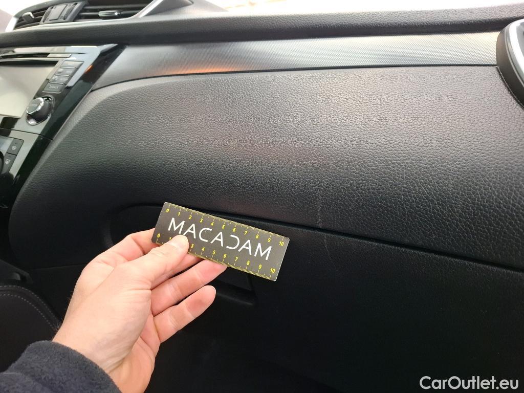  Nissan  Qashqai NISSAN  5p Crossover 1.2 DIG-T 115 Xtronic Tekna #42