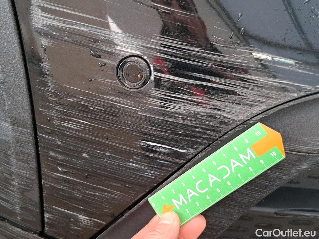  Mercedes  GLB MERCEDES-BENZ  / 2019 / 5P / SUV  200 d AMG Line #47