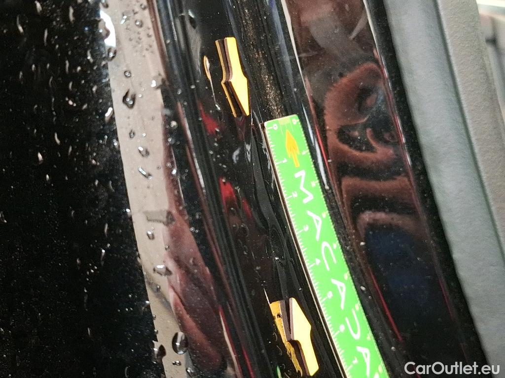  Mercedes  GLB MERCEDES-BENZ  / 2019 / 5P / SUV  200 d AMG Line #113