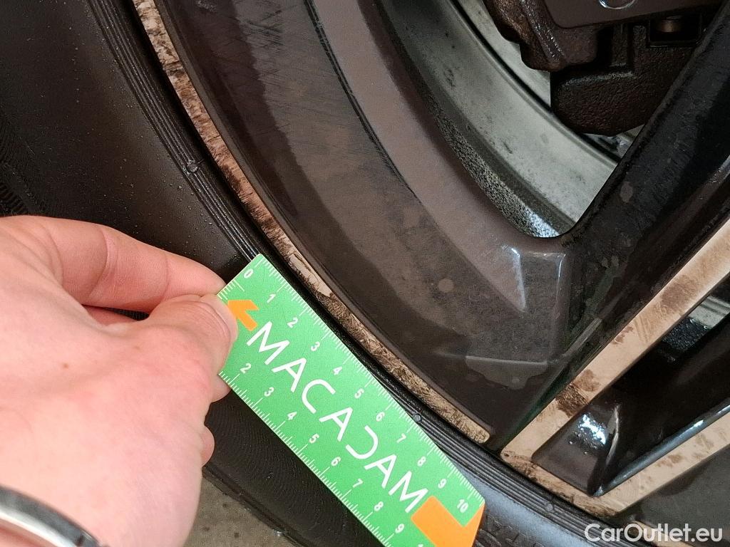  Mercedes  GLB MERCEDES-BENZ  / 2019 / 5P / SUV  200 d AMG Line #69