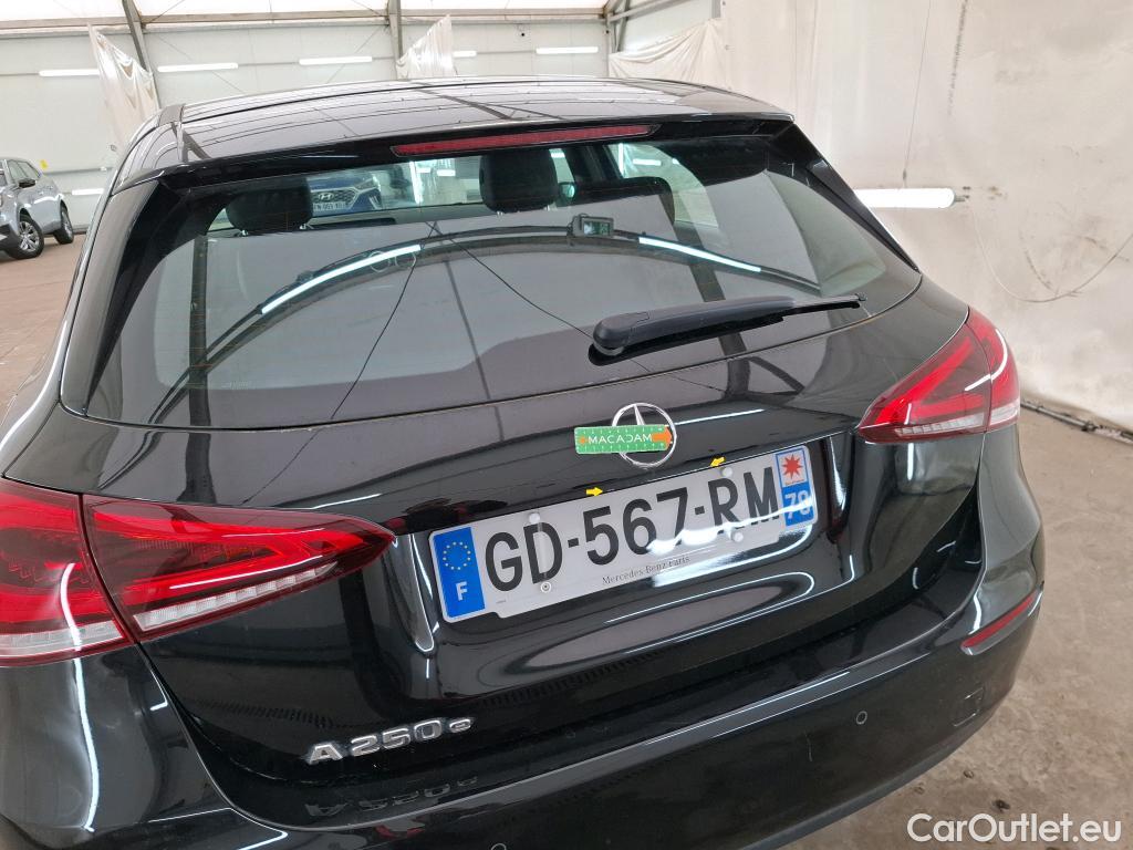  Mercedes  A-Klasse MERCEDES-BENZ Classe A Compact  2018  5P  Berline A 250 e Business Line 8GDCT #6