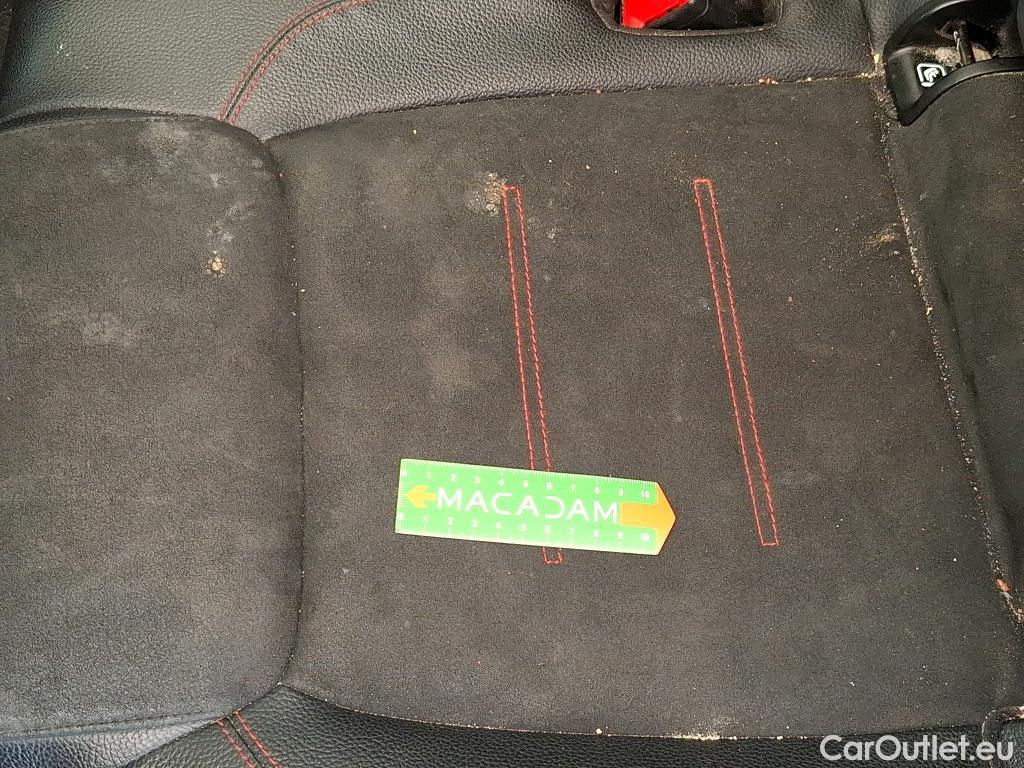  Mercedes  GLB MERCEDES-BENZ  / 2019 / 5P / SUV  200 d AMG Line #141