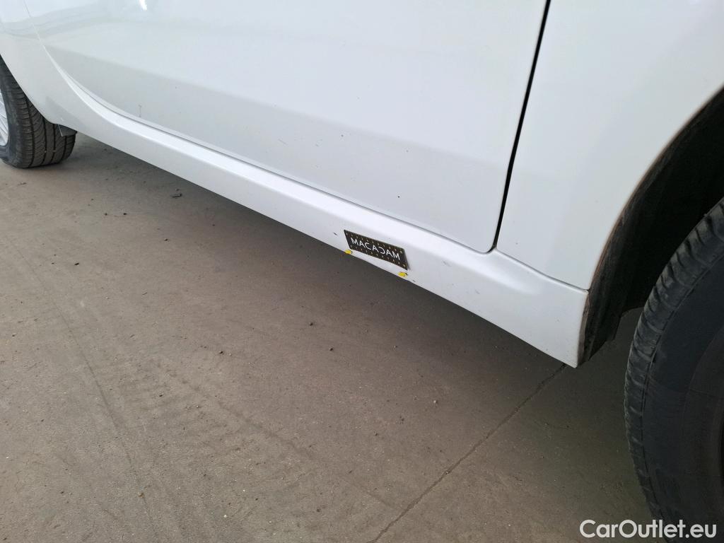  Fiat  500 FIAT C  2015  2P  Cabriolet Hybrid 10 BSG 70 ch Dolcevita #11