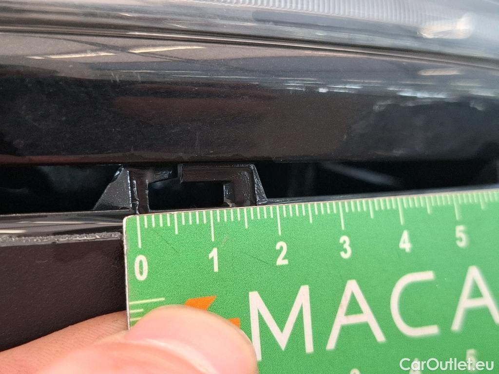  Mercedes  GLB MERCEDES-BENZ  / 2019 / 5P / SUV  200 d AMG Line #111