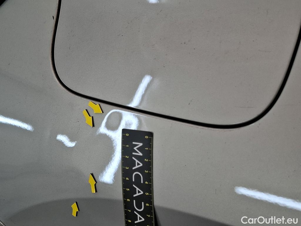  DS  DS7 DS DS 7 Crossback / 2017 / 5P / SUV E-TENSE 225 PERFORMANCE Line #31