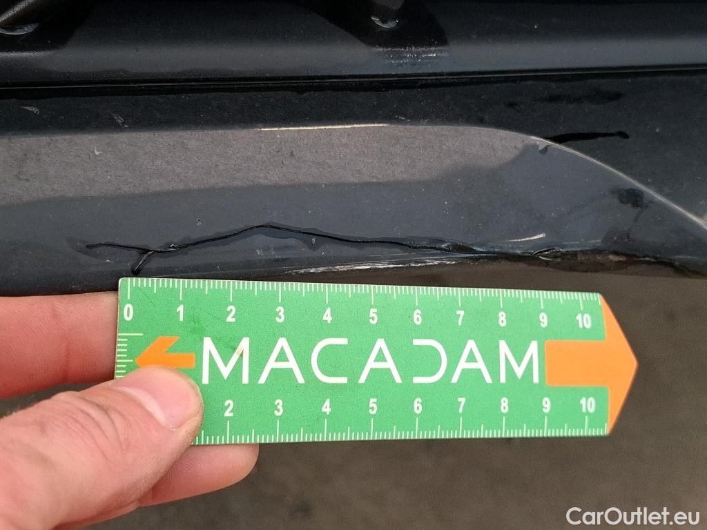  Mercedes  GLB MERCEDES-BENZ  / 2019 / 5P / SUV  200 d AMG Line #36