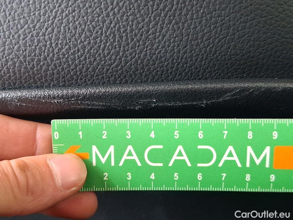  Mercedes  A-Klasse MERCEDESBENZ Classe A Berline  2018  4P  Berline A 250 e Business Line 8GDCT #19