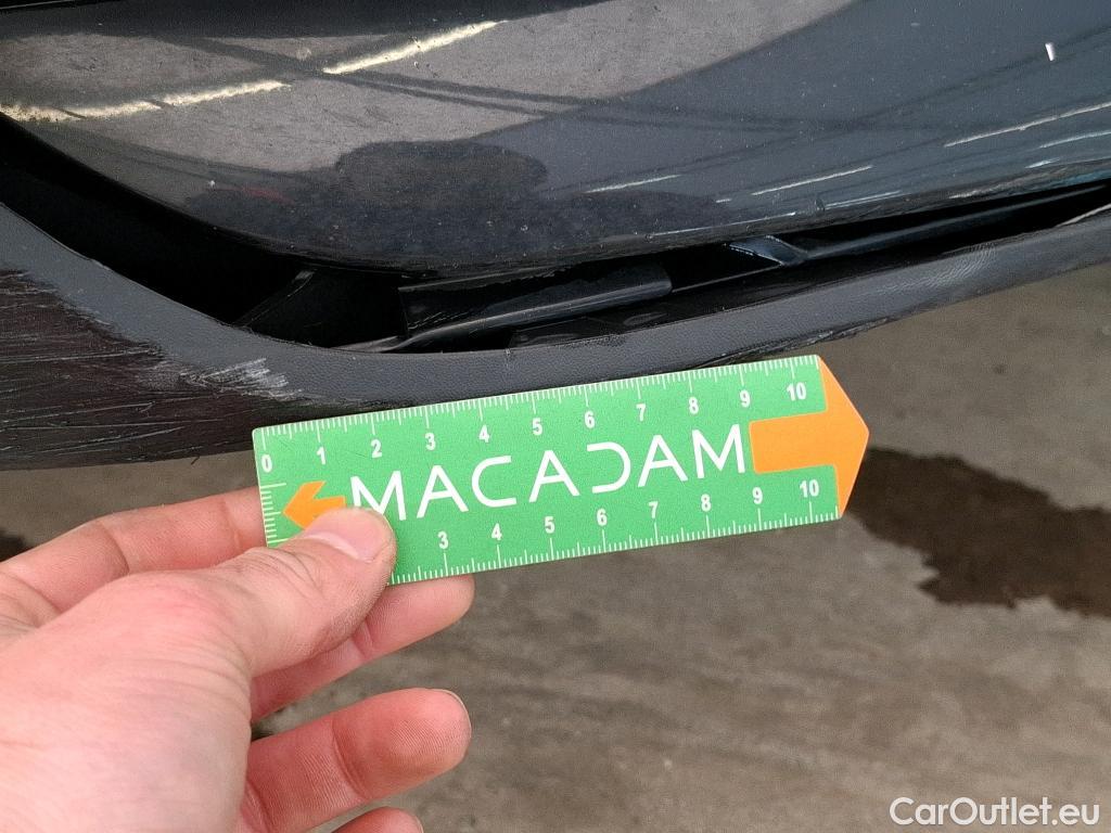  Mercedes  GLB MERCEDES-BENZ  / 2019 / 5P / SUV  200 d AMG Line #136