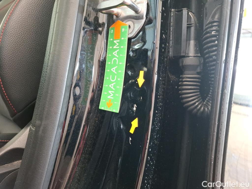  Mercedes  GLB MERCEDES-BENZ  / 2019 / 5P / SUV  200 d AMG Line #30