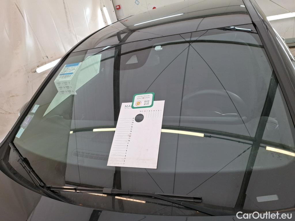  Mercedes  A-Klasse MERCEDES-BENZ Classe A Compact  2018  5P  Berline A 250 e Business Line 8GDCT #1