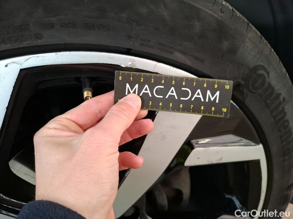  Nissan  Qashqai NISSAN  5p Crossover 1.2 DIG-T 115 Xtronic Tekna #73