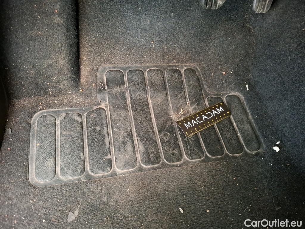  Nissan  Micra NISSAN  5p Berline IG-T 90 Business Edition #12