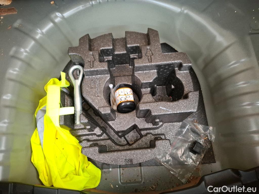  Nissan  Micra NISSAN  5p Berline IG-T 90 Business Edition #14