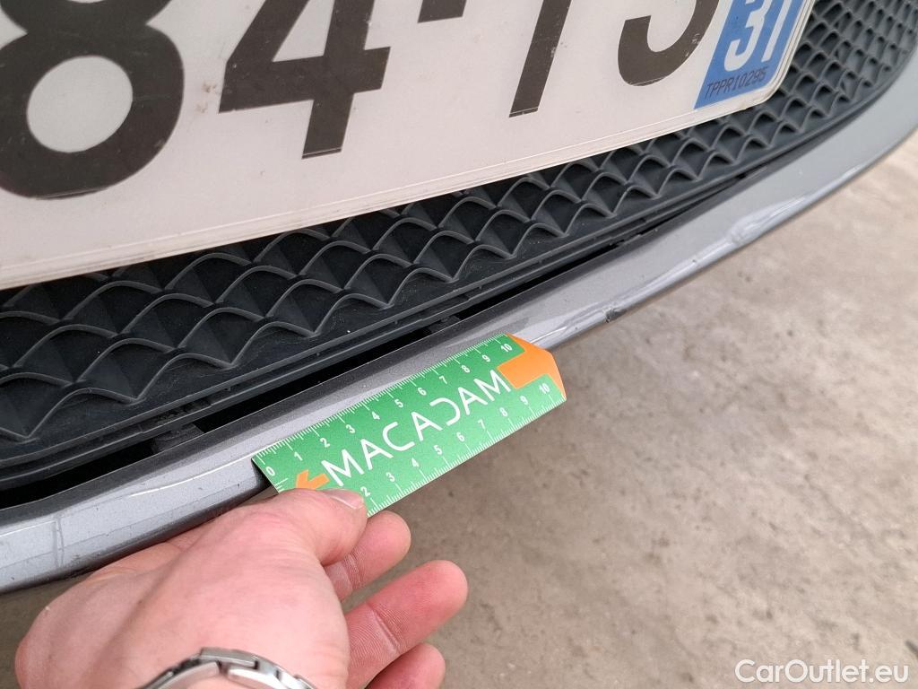  Mercedes  A-Klasse MERCEDESBENZ Classe A Berline  2018  4P  Berline A 250 e Business Line 8GDCT #29