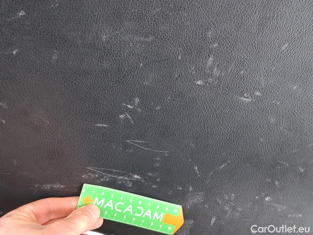  Mercedes  GLB MERCEDES-BENZ  / 2019 / 5P / SUV  200 d AMG Line #93