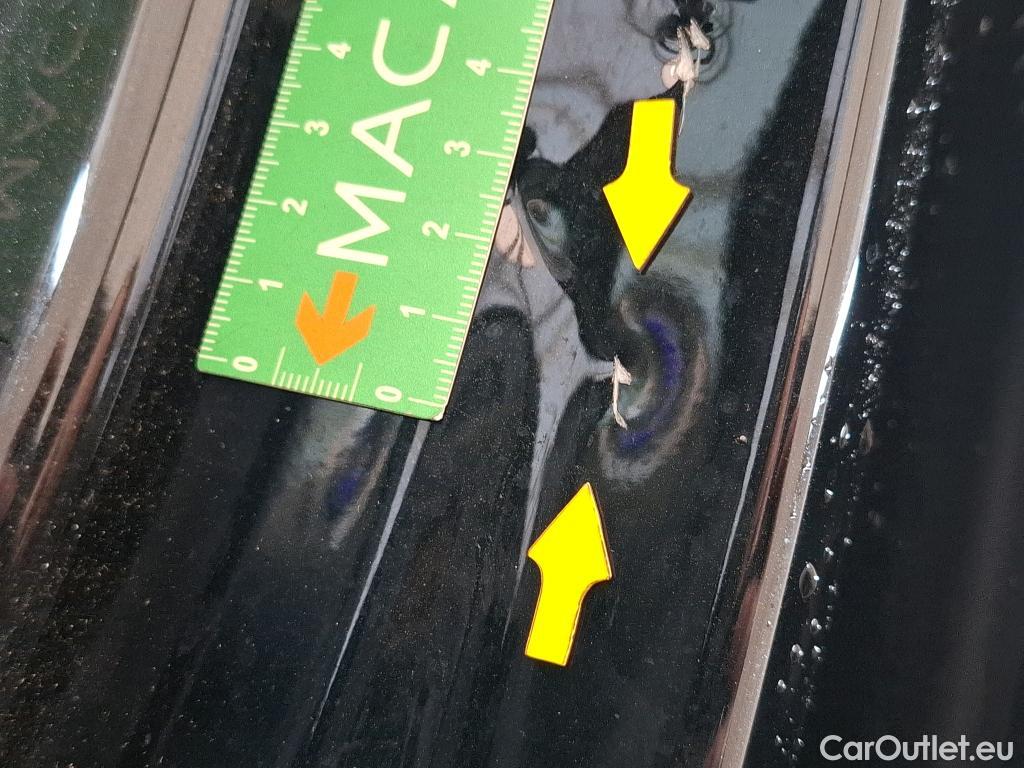  Mercedes  GLB MERCEDES-BENZ  / 2019 / 5P / SUV  200 d AMG Line #32