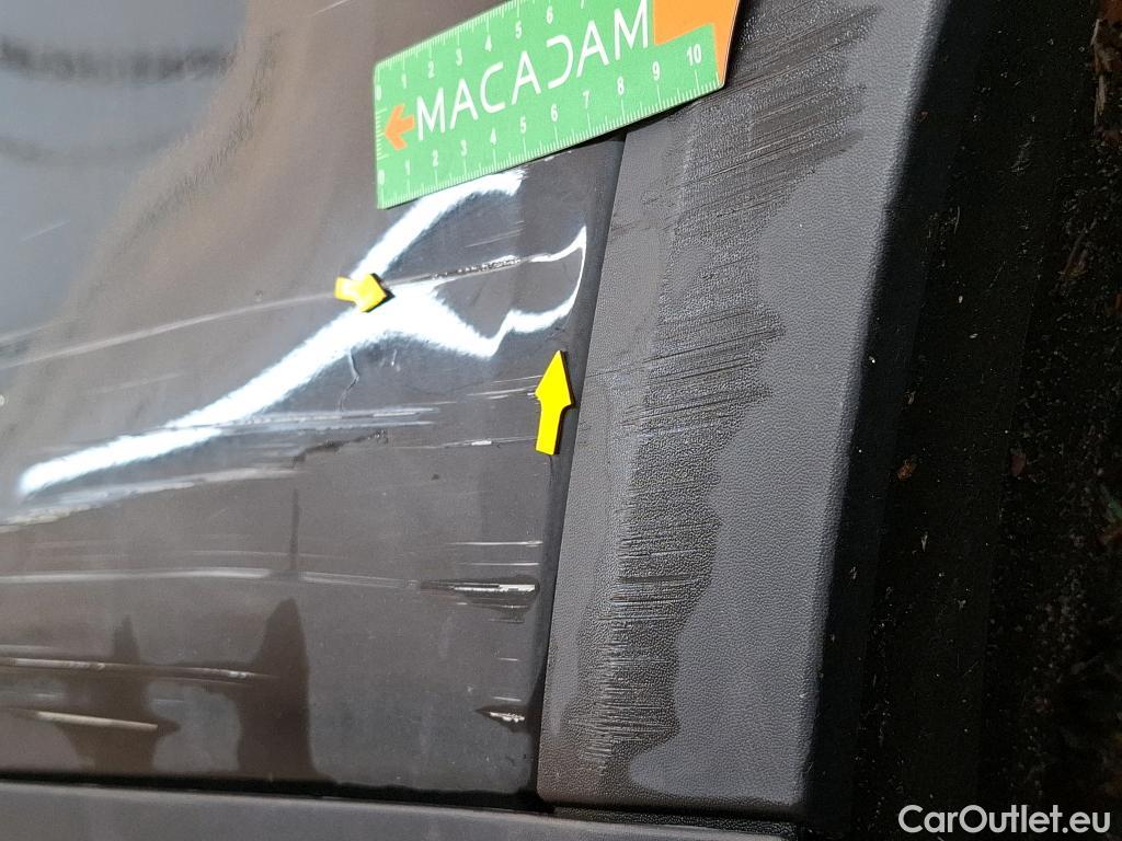  Mercedes  GLB MERCEDES-BENZ  / 2019 / 5P / SUV  200 d AMG Line #20