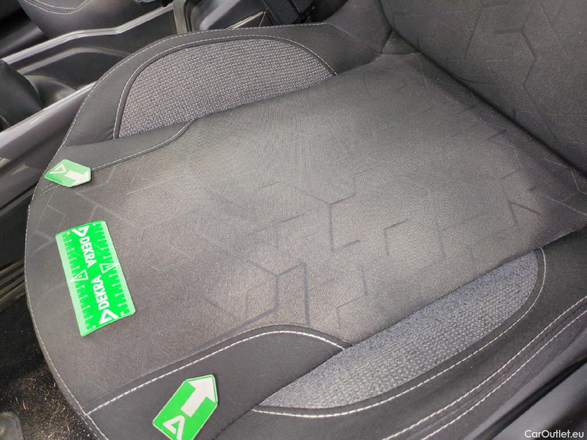  Peugeot  2008  Active Business 1.5 HDi 100CV BVM5 E6dT #22