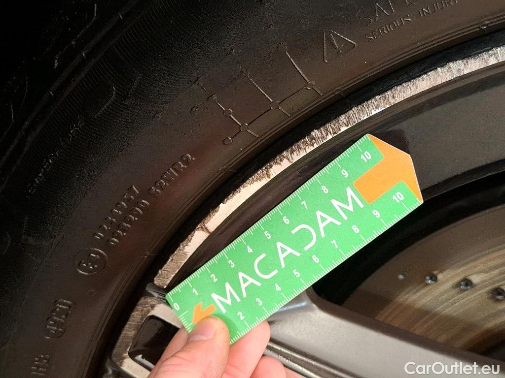  Mercedes  GLB MERCEDES-BENZ  / 2019 / 5P / SUV  200 d AMG Line #55