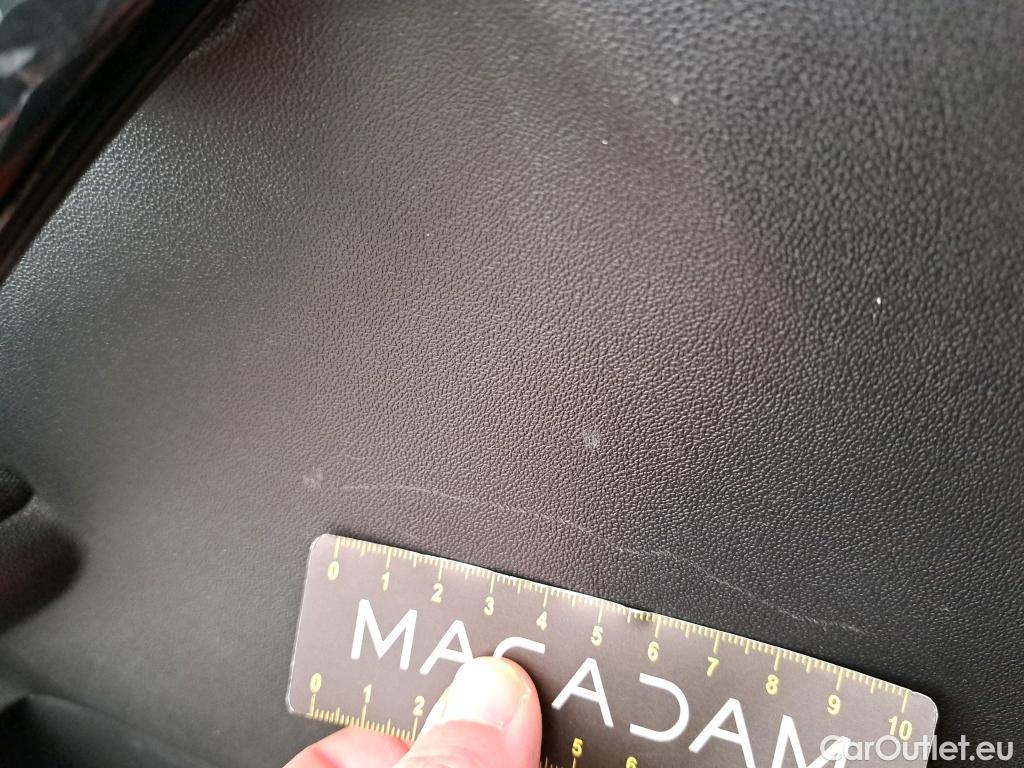  Peugeot  208 PEUGEOT  / 2015 / 5P / Berline &BLUEHDI 100 €6.c S&S ALLURE BUSINESS #23