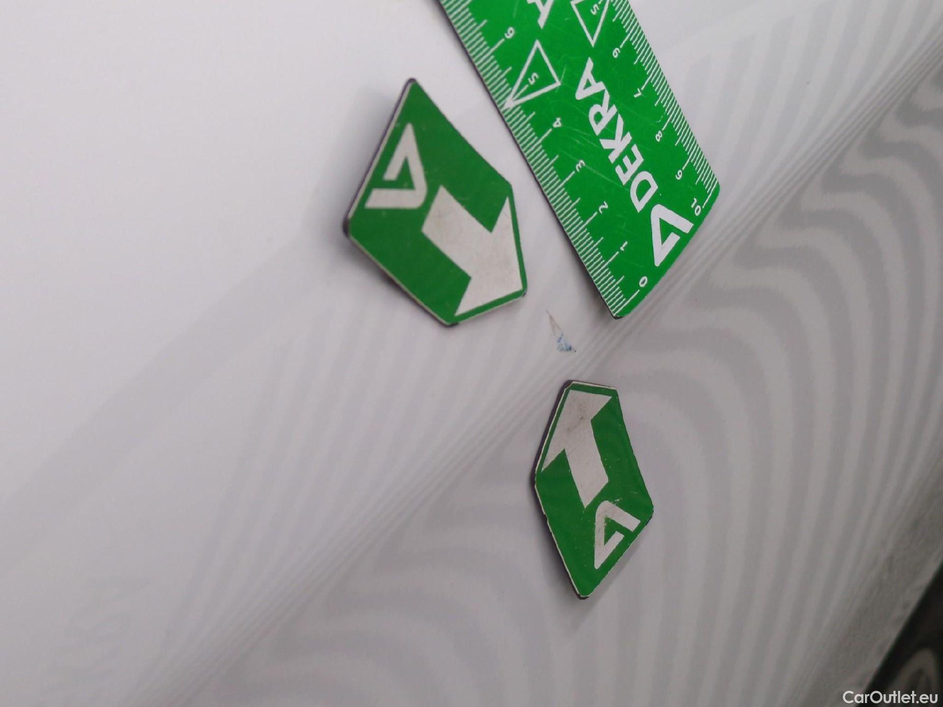  Peugeot  2008  Active Business 1.5 HDi 100CV BVM5 E6dT #32