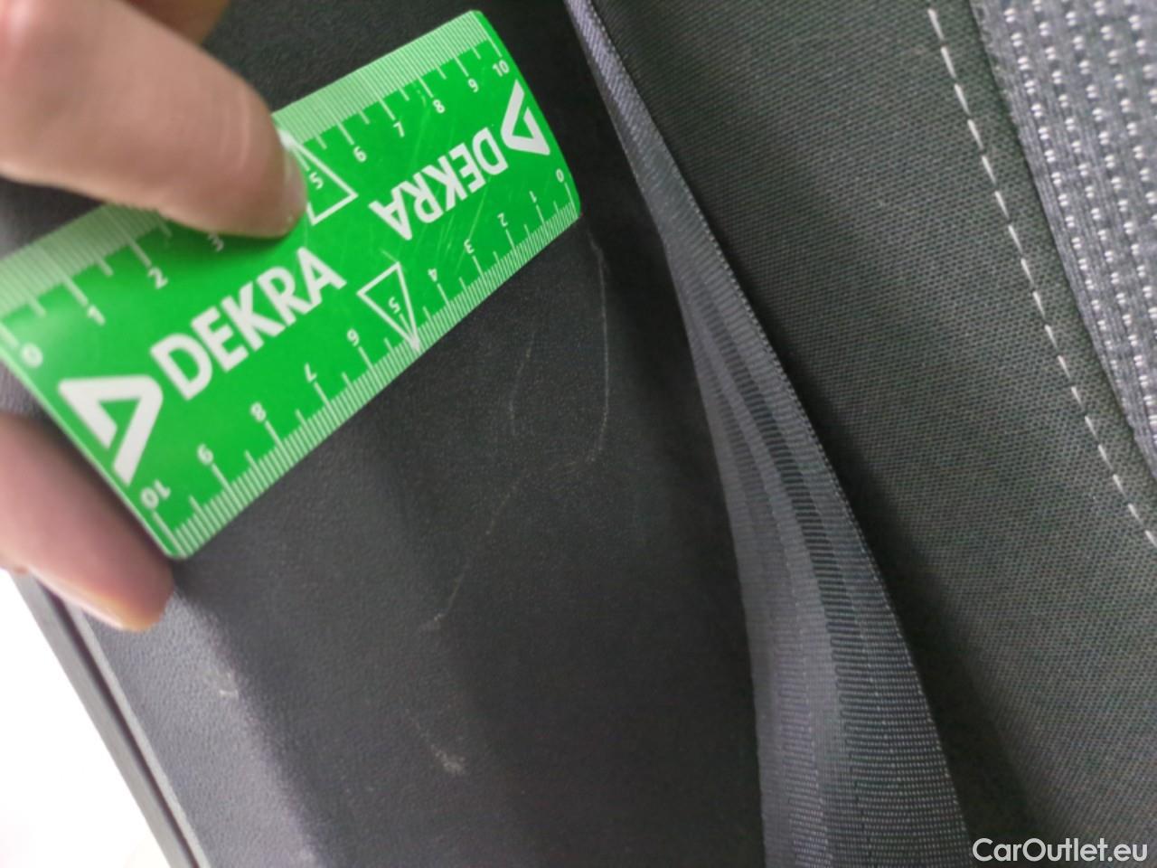  Peugeot  2008  Active Business 1.5 HDi 100CV BVM5 E6dT #34