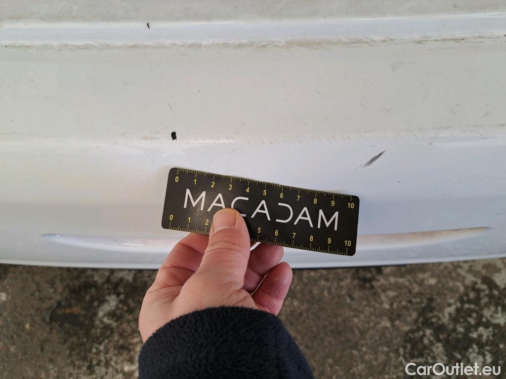  Peugeot  208 PEUGEOT  / 2015 / 5P / Berline &BLUEHDI 100 €6.c S&S ALLURE BUSINESS #10