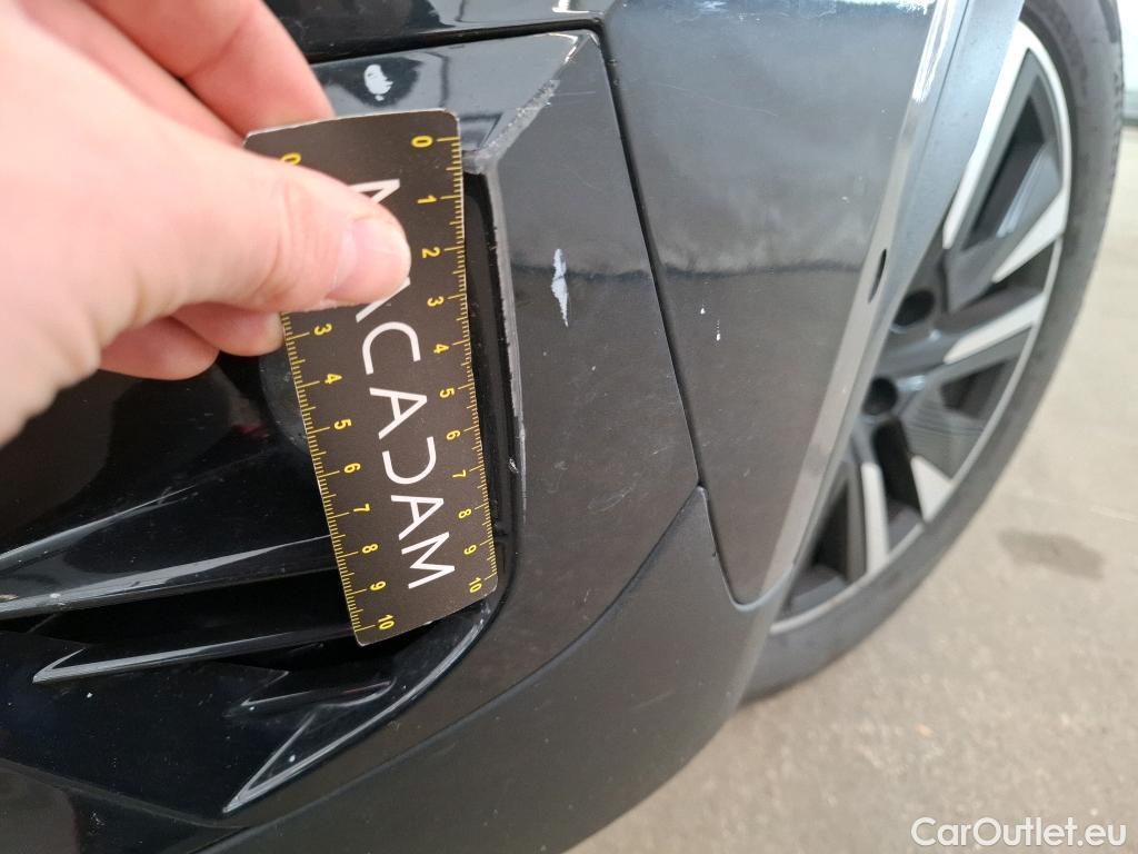  Peugeot  2008 PEUGEOT  / 2019 / 5P / Crossover BLUEHDI 130 S&S EAT8 GT PACK #19