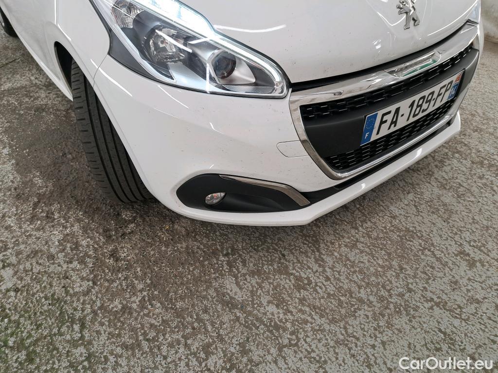  Peugeot  208 PEUGEOT  / 2015 / 5P / Berline &BLUEHDI 100 €6.c S&S ALLURE BUSINESS #30