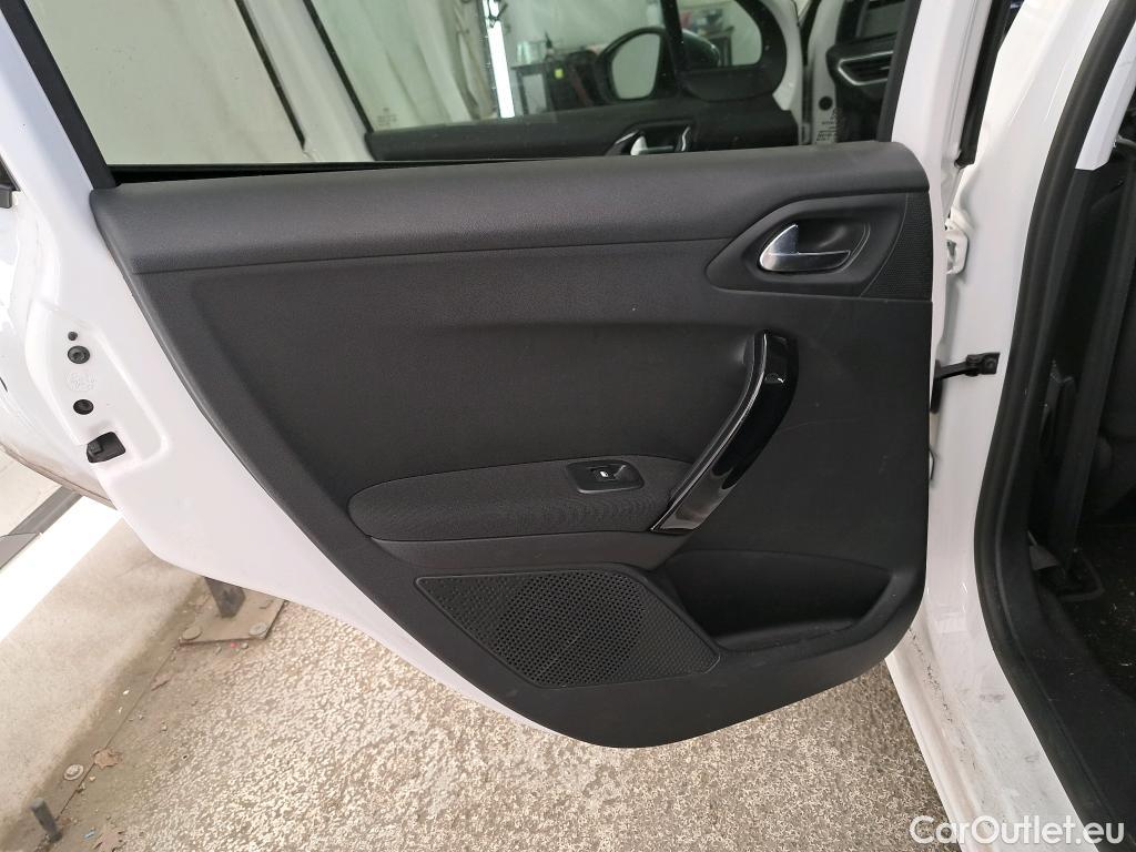  Peugeot  208 PEUGEOT  / 2015 / 5P / Berline &BLUEHDI 100 €6.c S&S ALLURE BUSINESS #22